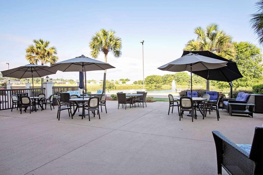 Hampton Inn โมลทรี ภายนอก รูปภาพ