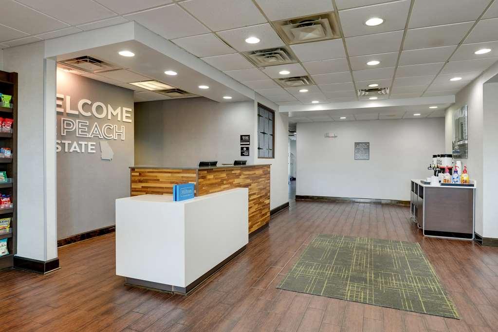 Hampton Inn โมลทรี ภายใน รูปภาพ